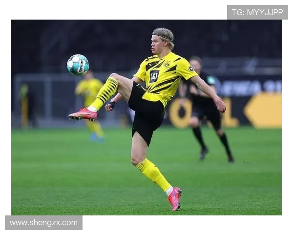 哈兰德开设个人视频频道 分享球场之外的真实自我与精彩生活 哈兰德开设个人视频频道 分享球场之外的真实自我与精彩生活