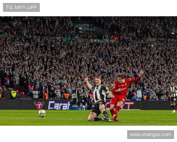 纽卡展现杯赛球队气质联赛挣扎欧冠闪耀展现双重面貌 纽卡展现杯赛球队气质联赛挣扎欧冠闪耀展现双重面貌